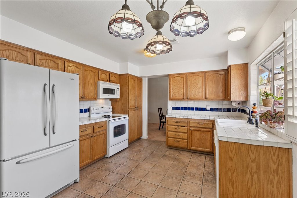 5254 Hibbetts Drive Property Photo 12