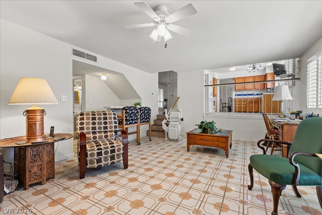 5254 Hibbetts Drive Property Photo 17
