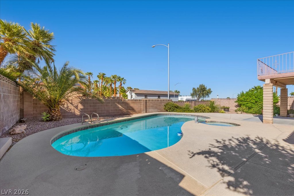 5254 Hibbetts Drive Property Photo 40