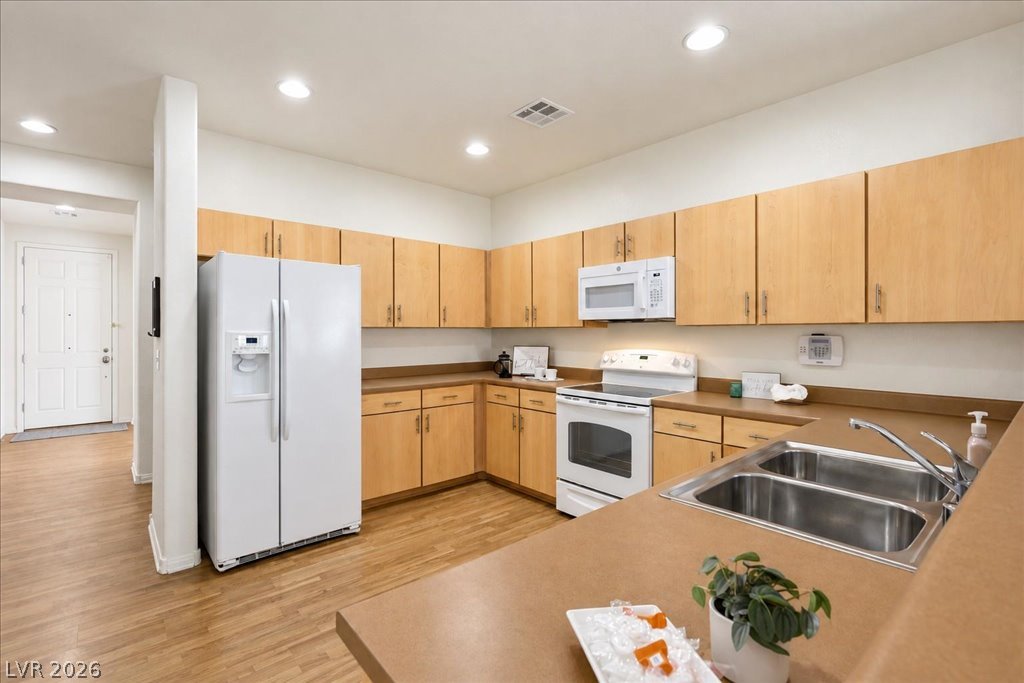 7119 Flagstaff Ranch Street Property Photo 8