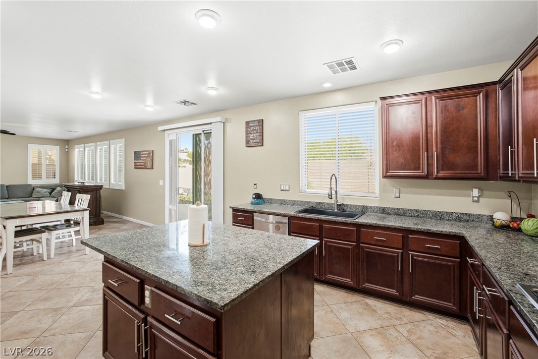 2128 Mountain Rail Drive Property Photo 12