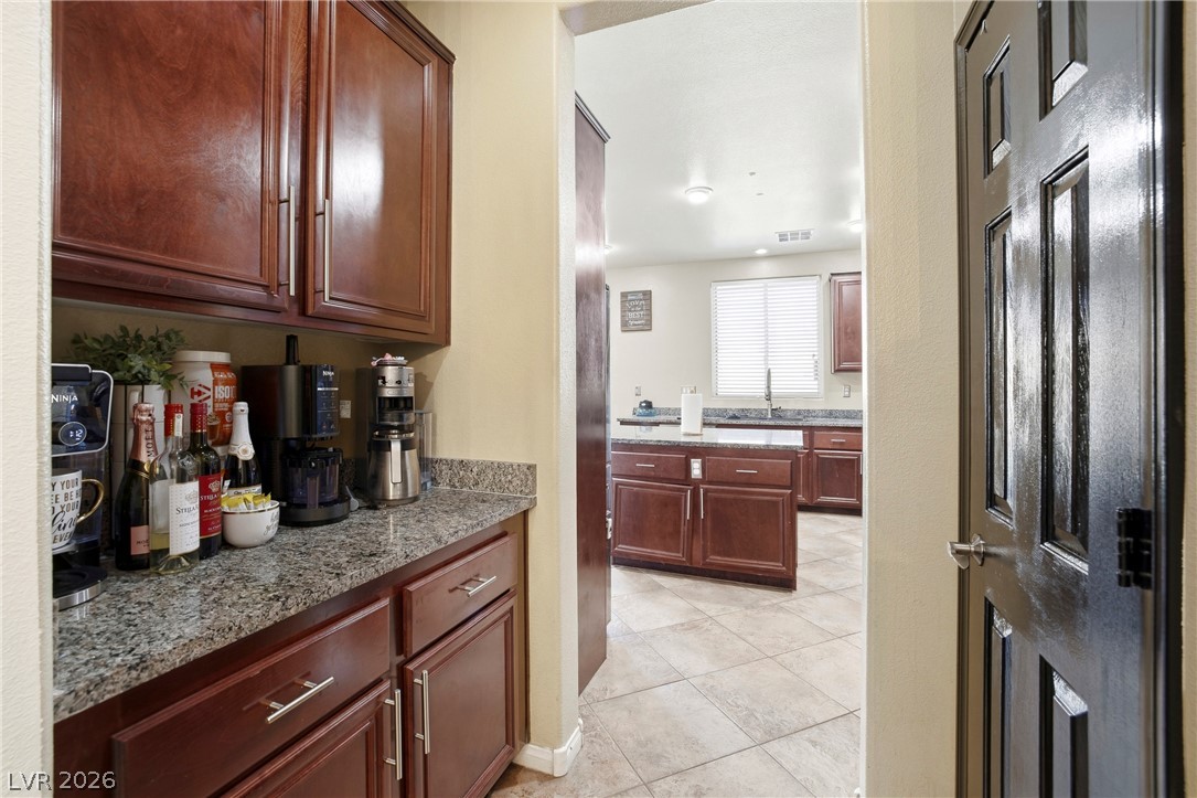 2128 Mountain Rail Drive Property Photo 15