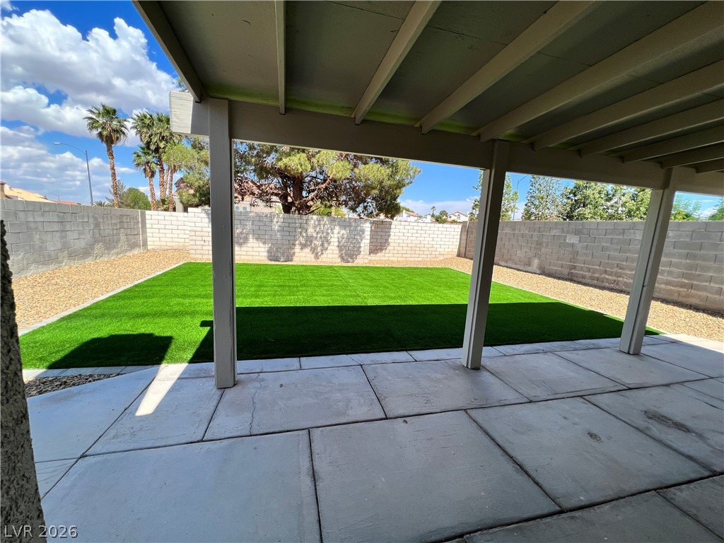 8304 Palmada Drive Property Photo 2