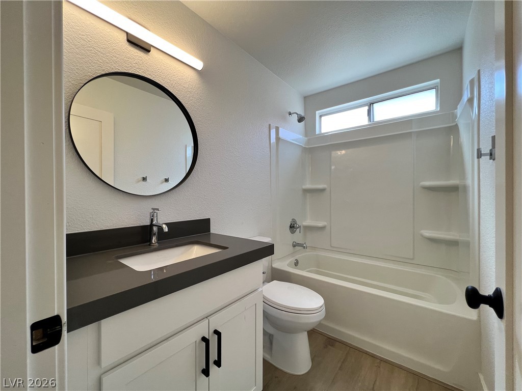 8304 Palmada Drive Property Photo 14