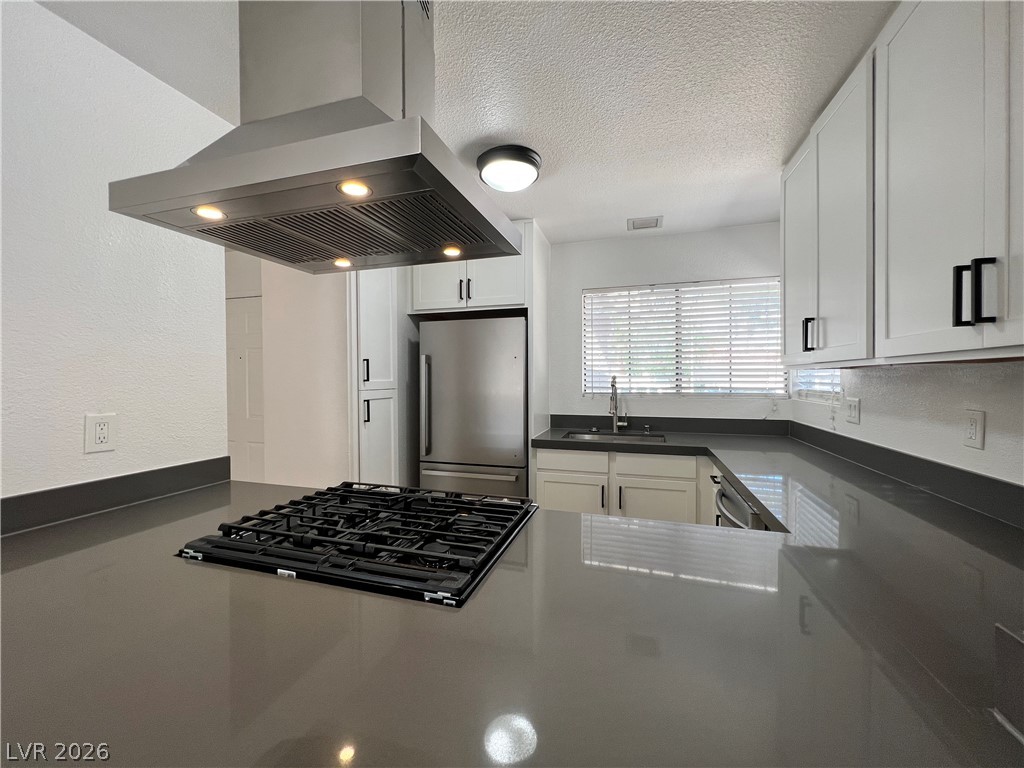 8304 Palmada Drive Property Photo 22