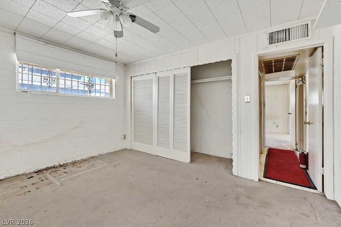 325 Vandalia Street Property Photo 10