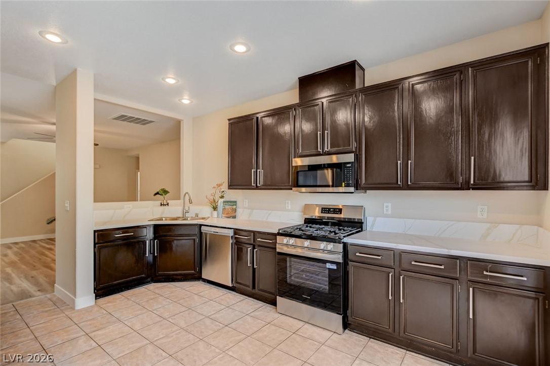 3962 Coyote Ridge Court Property Photo 9