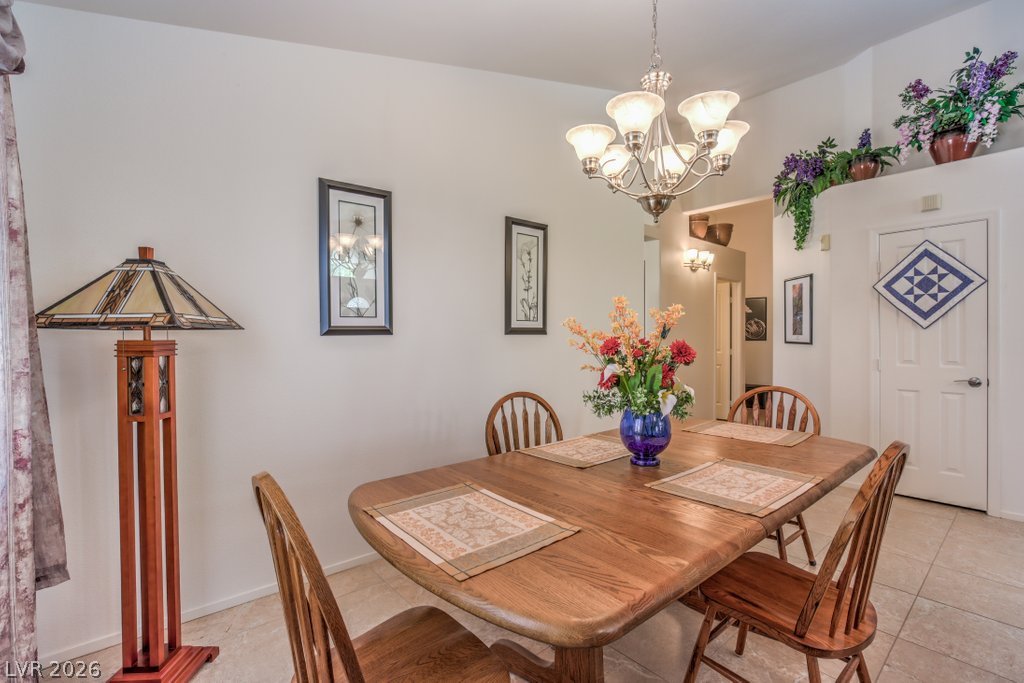 2733 Bensonhurst Lane Property Photo 11