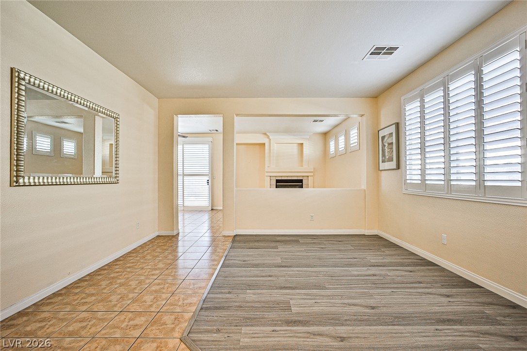 8468 Regal Hills Court Property Photo 5