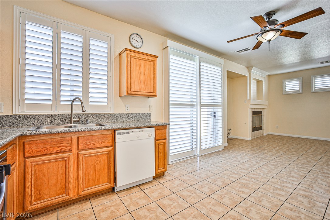 8468 Regal Hills Court Property Photo 14
