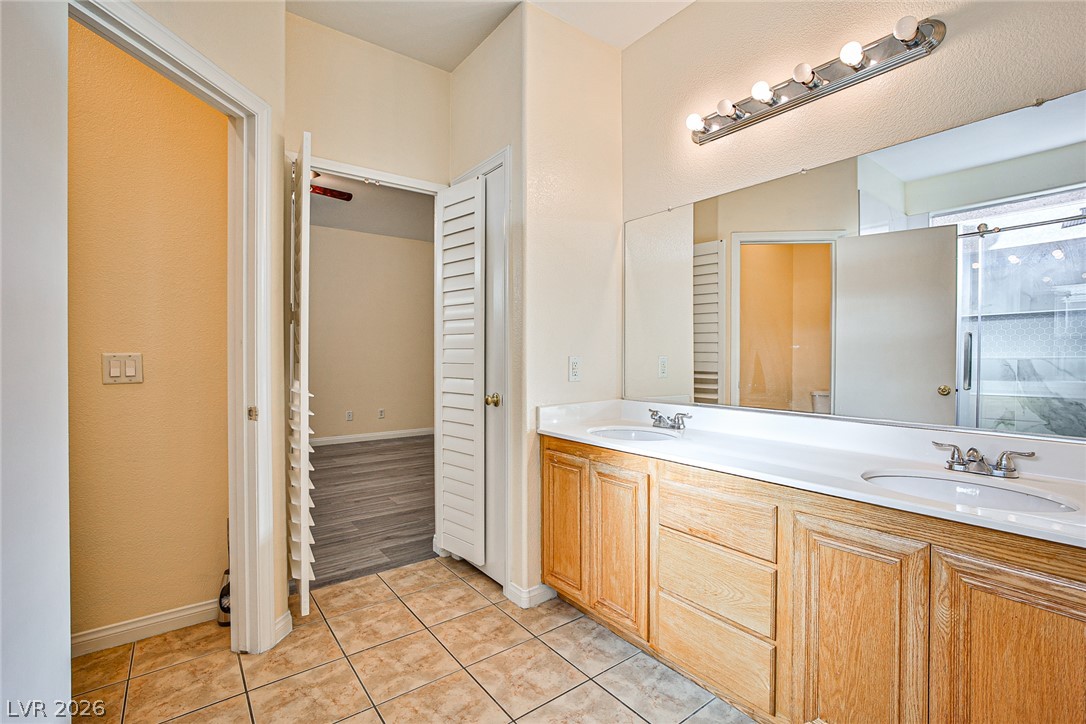 8468 Regal Hills Court Property Photo 26