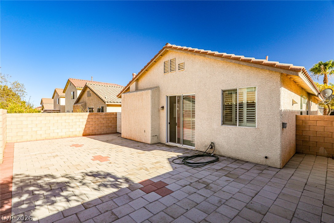 8468 Regal Hills Court Property Photo 29
