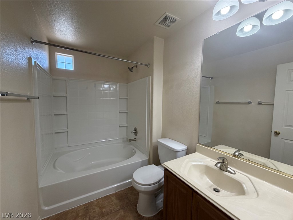 2307 Summer Home Street Property Photo 9