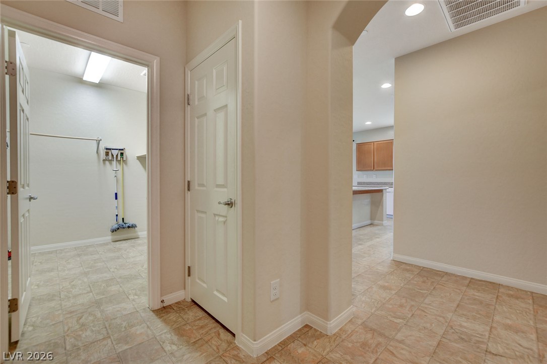 484 Punto Vallata Drive Property Photo 35
