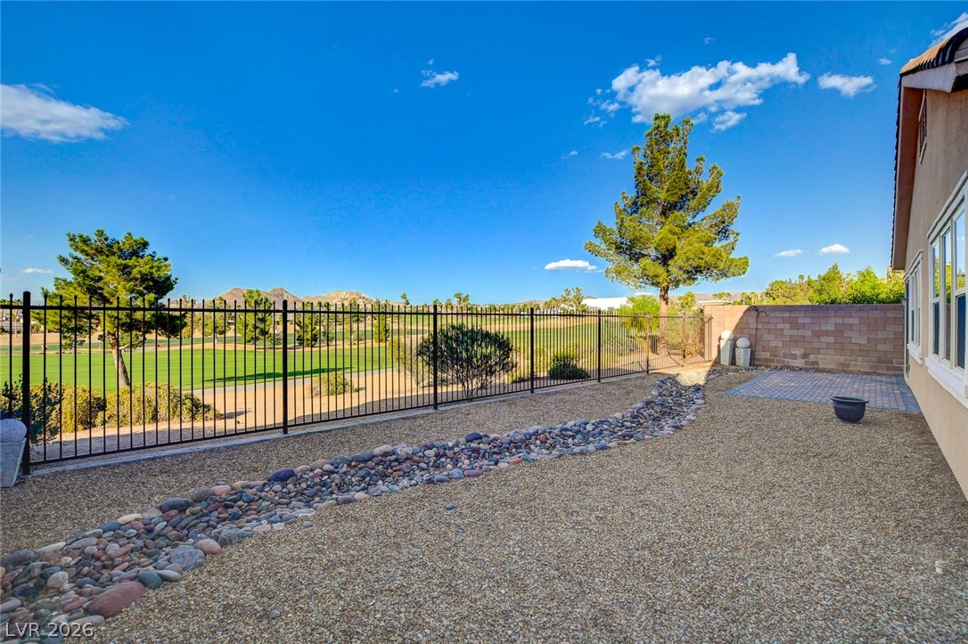 484 Punto Vallata Drive Property Photo 41