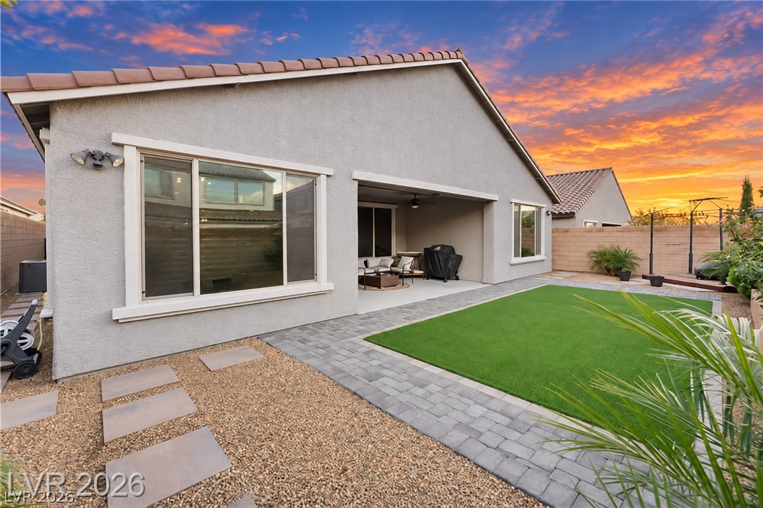 9985 Blackbark Court Property Photo 13