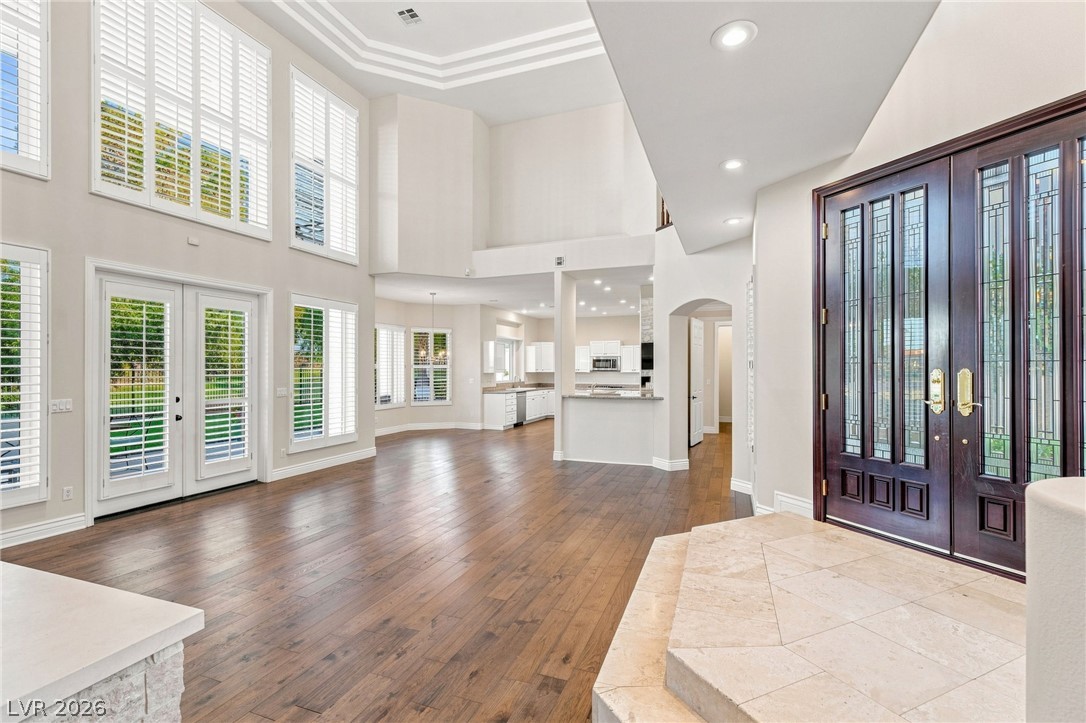 8901 Robinson Ridge Drive Property Photo 3