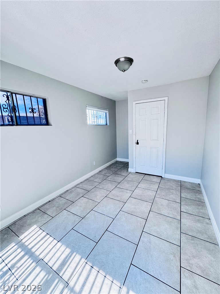 3671 Villa Knolls East Drive Property Photo 15