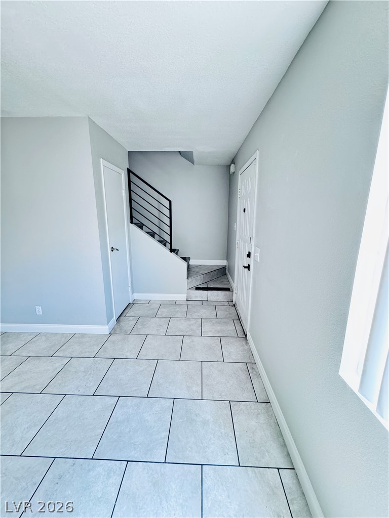 3671 Villa Knolls East Drive Property Photo 18