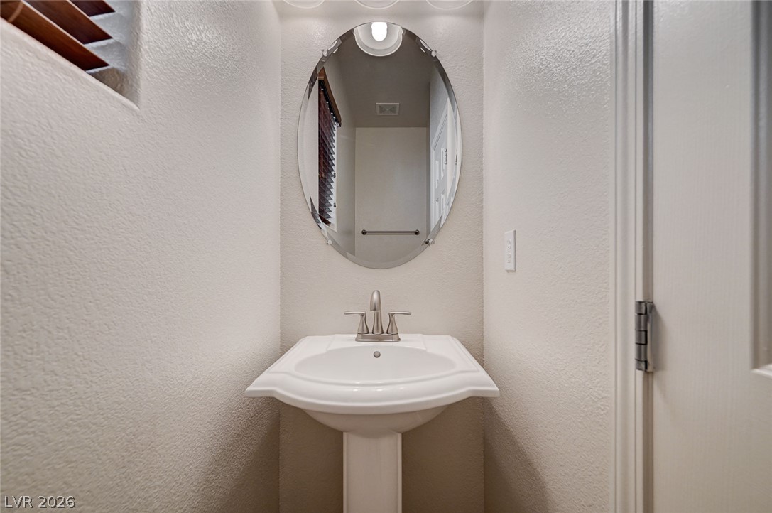8148 Sandy Slope Court Property Photo 18
