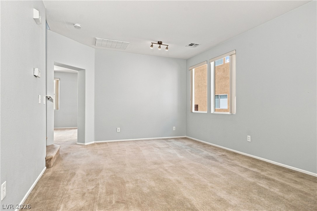 8347 Brilliant Ruby Court Property Photo 9