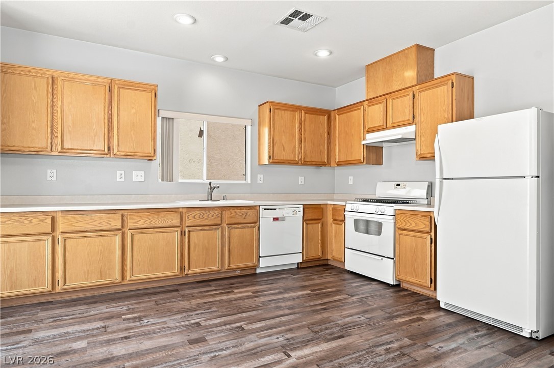 8347 Brilliant Ruby Court Property Photo 12