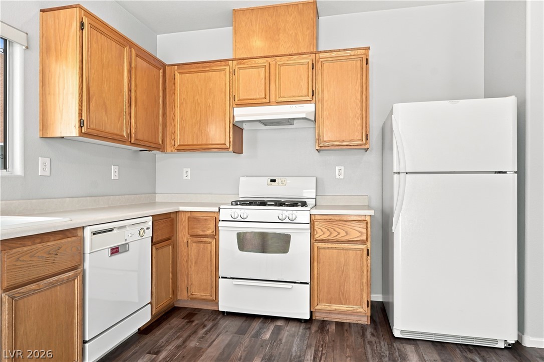 8347 Brilliant Ruby Court Property Photo 13