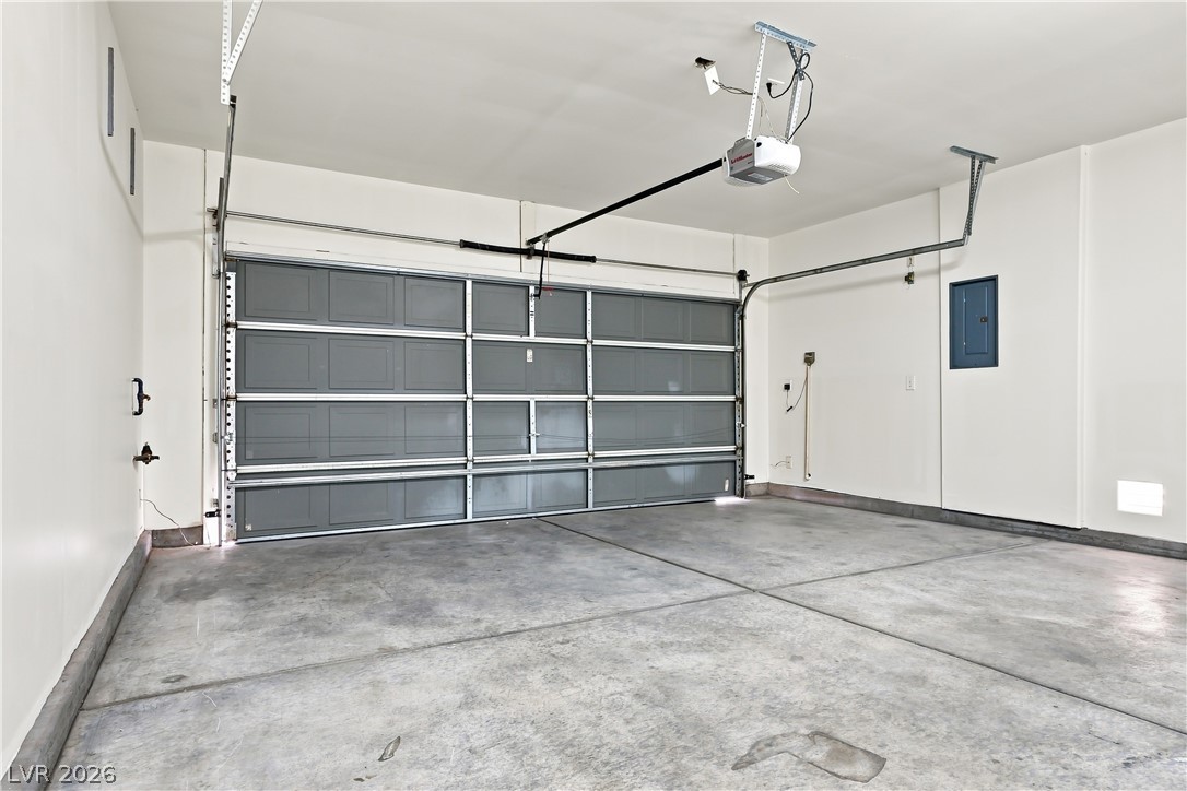 8347 Brilliant Ruby Court Property Photo 28