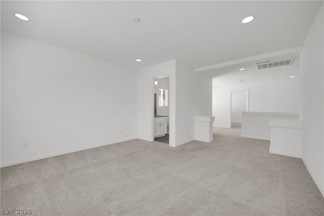 9747 Hawk Crest Street Property Photo 28