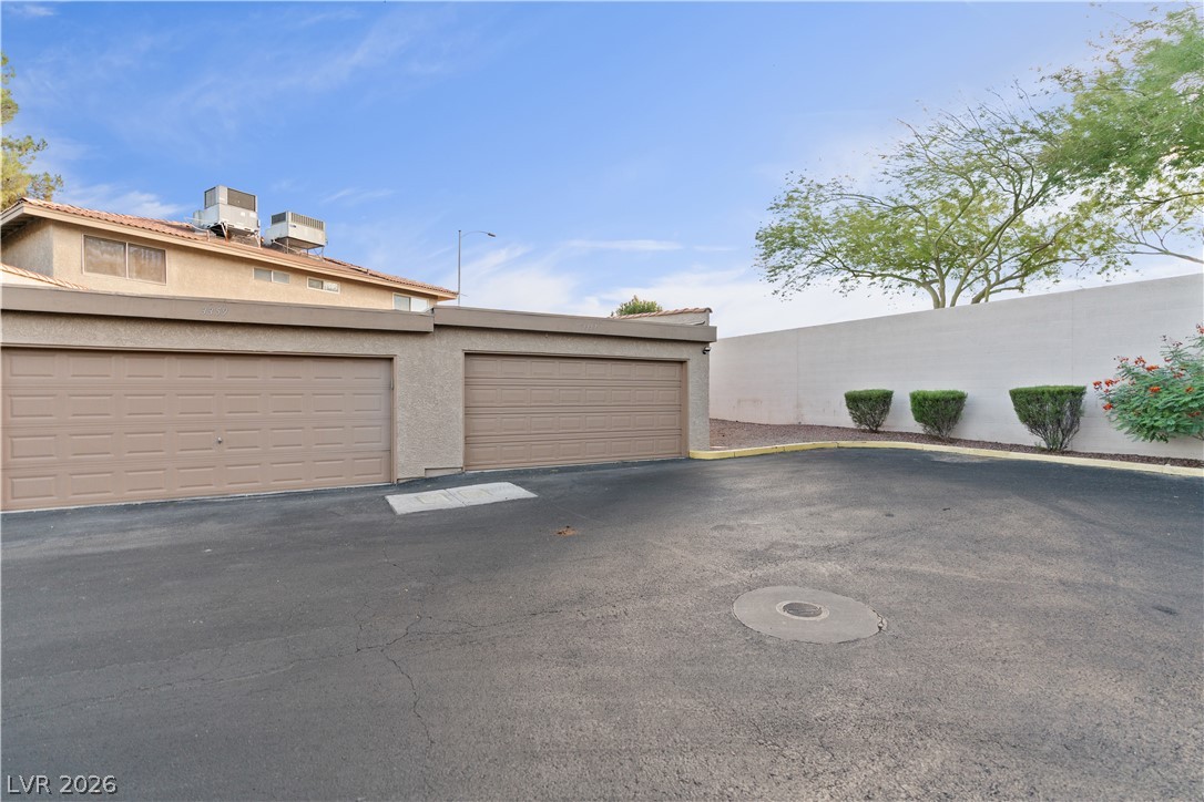 3357 Narod Street Property Photo 26