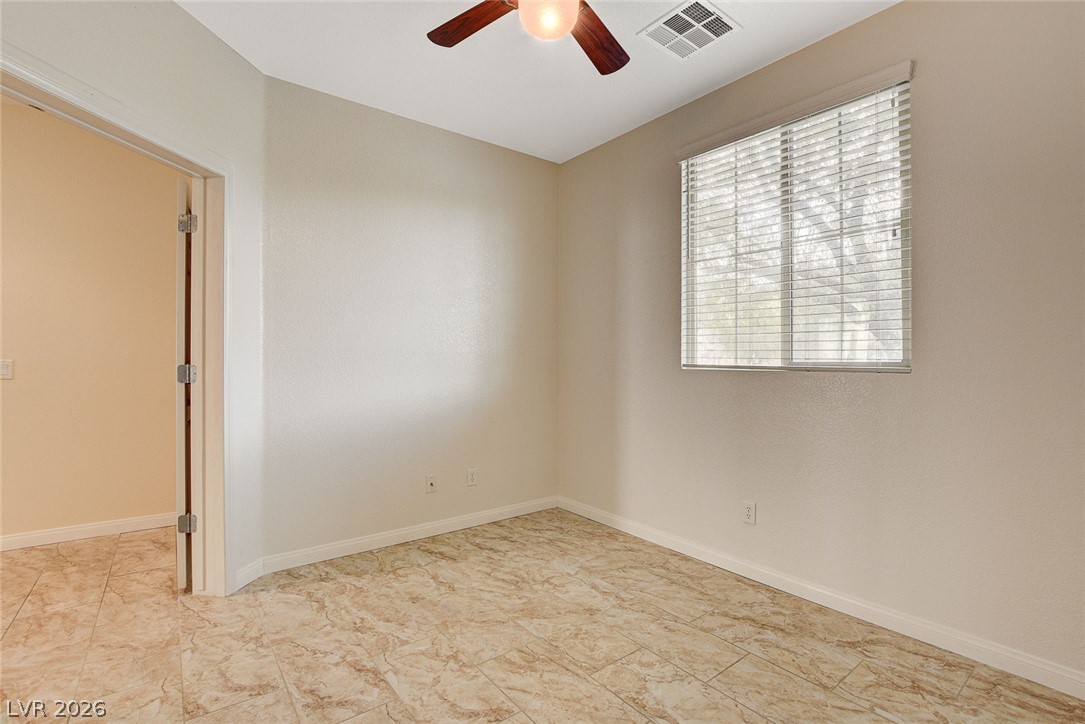 5548 Ayers Cliff Street Property Photo 6