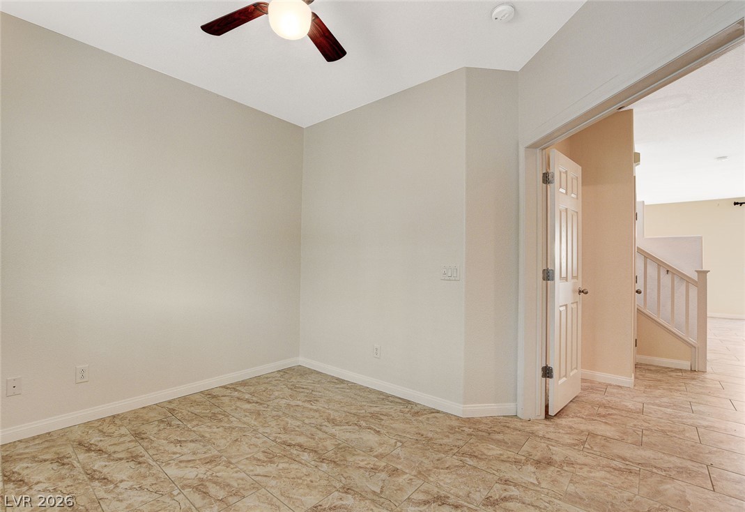 5548 Ayers Cliff Street Property Photo 8