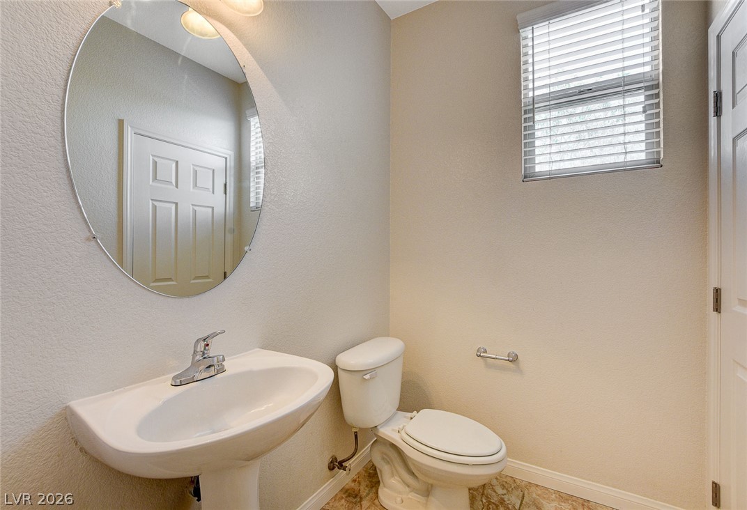 5548 Ayers Cliff Street Property Photo 9