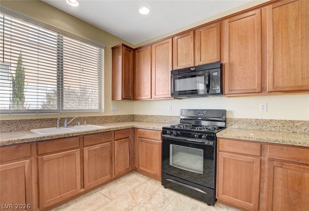 5548 Ayers Cliff Street Property Photo 19