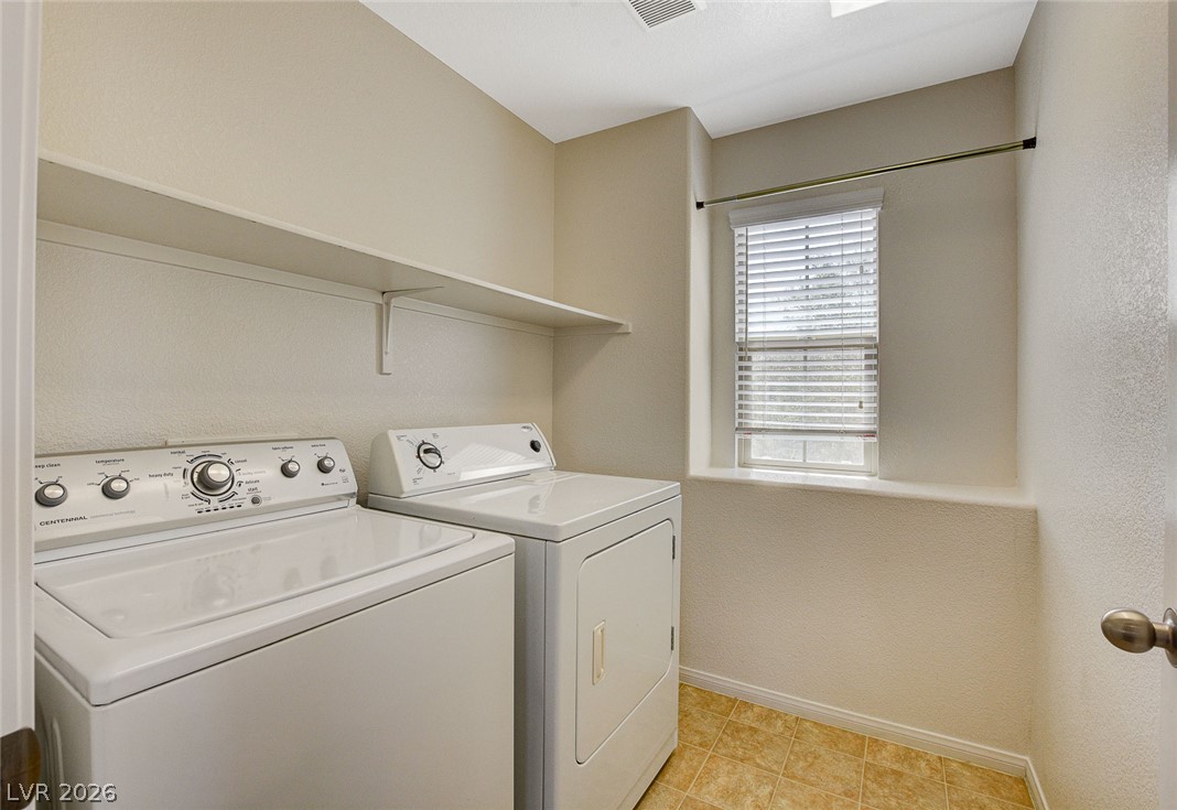 5548 Ayers Cliff Street Property Photo 25