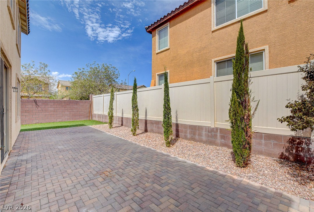 5548 Ayers Cliff Street Property Photo 37