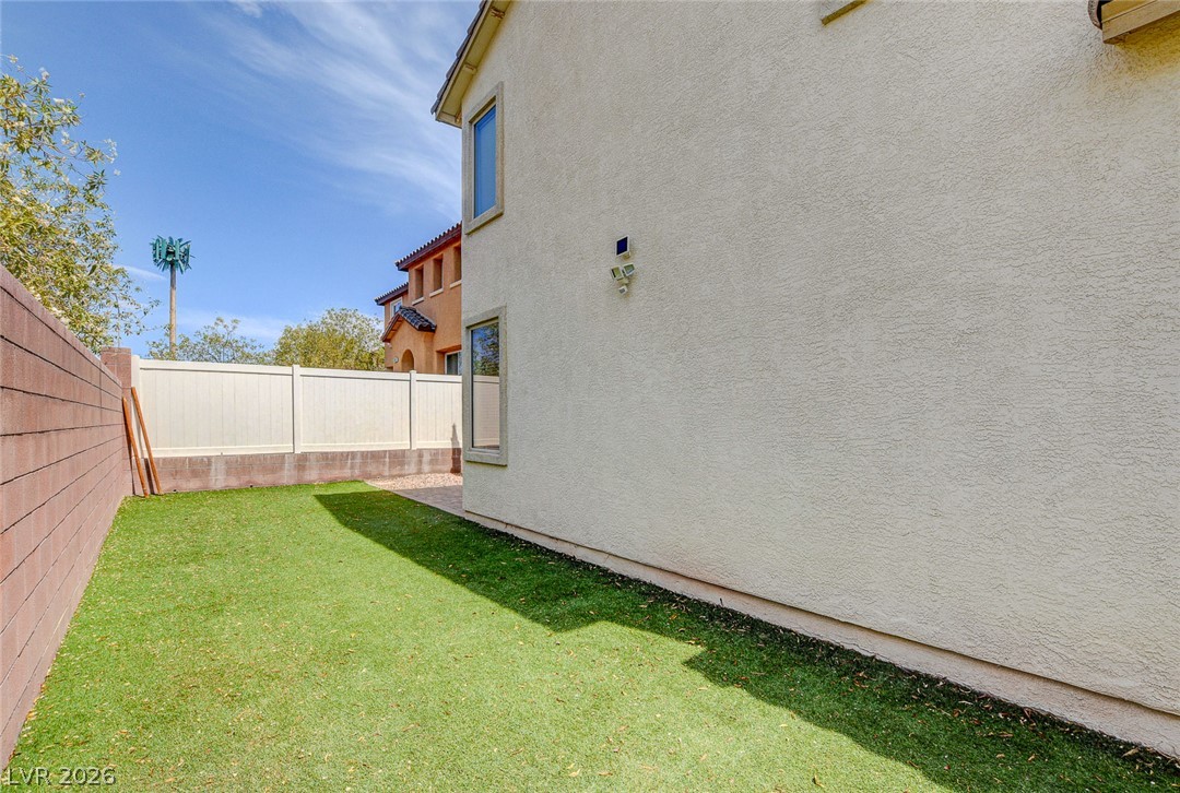 5548 Ayers Cliff Street Property Photo 40