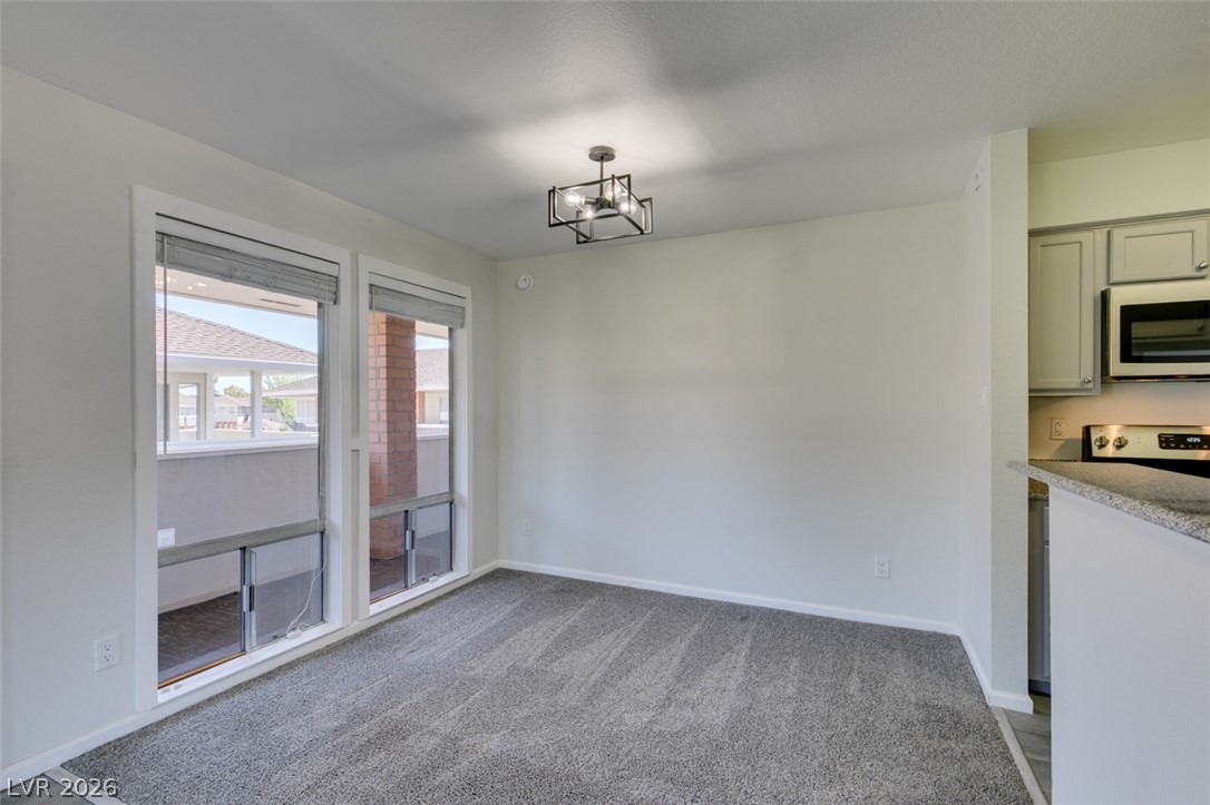 714 Oakmont Avenue 1104 Property Photo 24