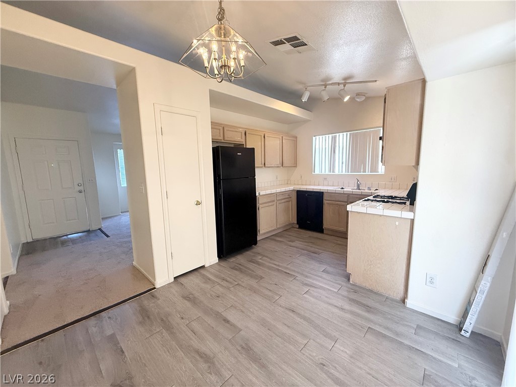 5502 Iberville Street Property Photo 11