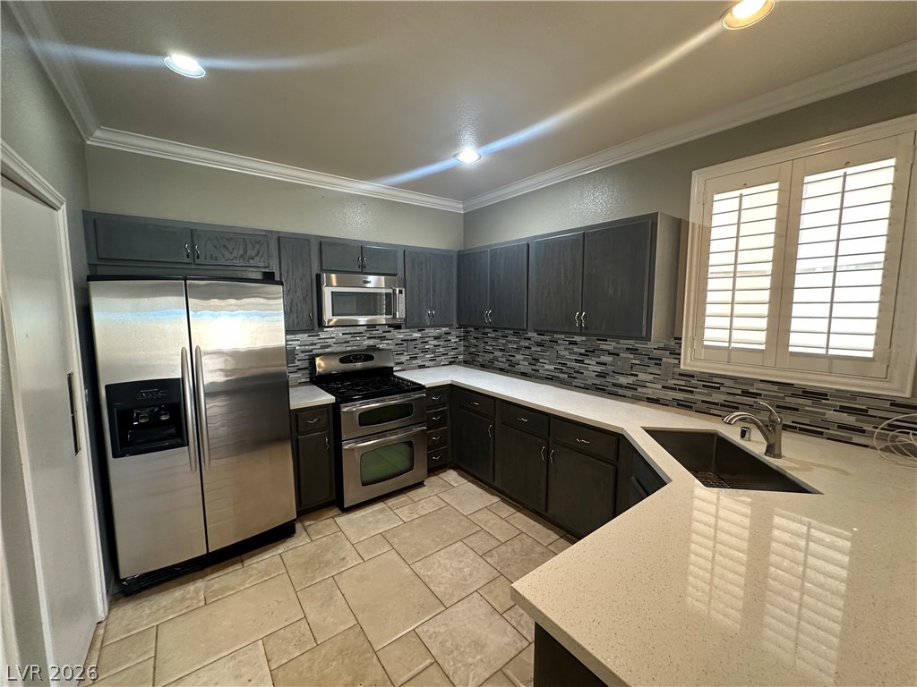 7115 Hedgemaple Court Property Photo 3