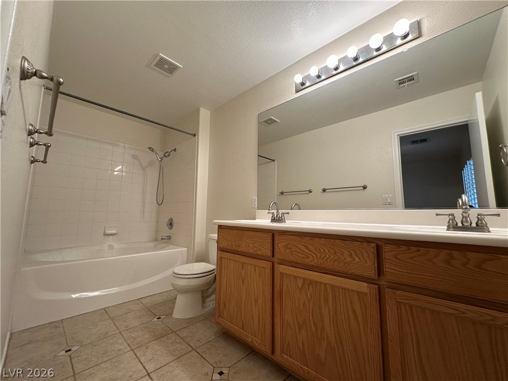 7115 Hedgemaple Court Property Photo 12