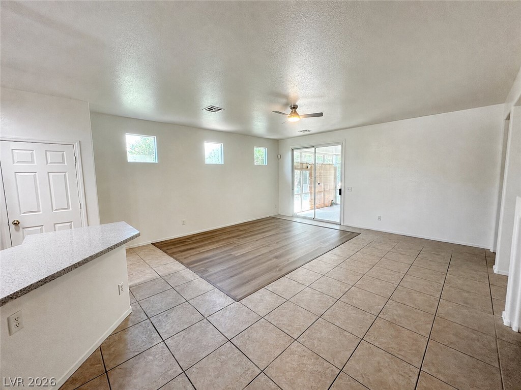 10912 Golden Birch Place Property Photo 3