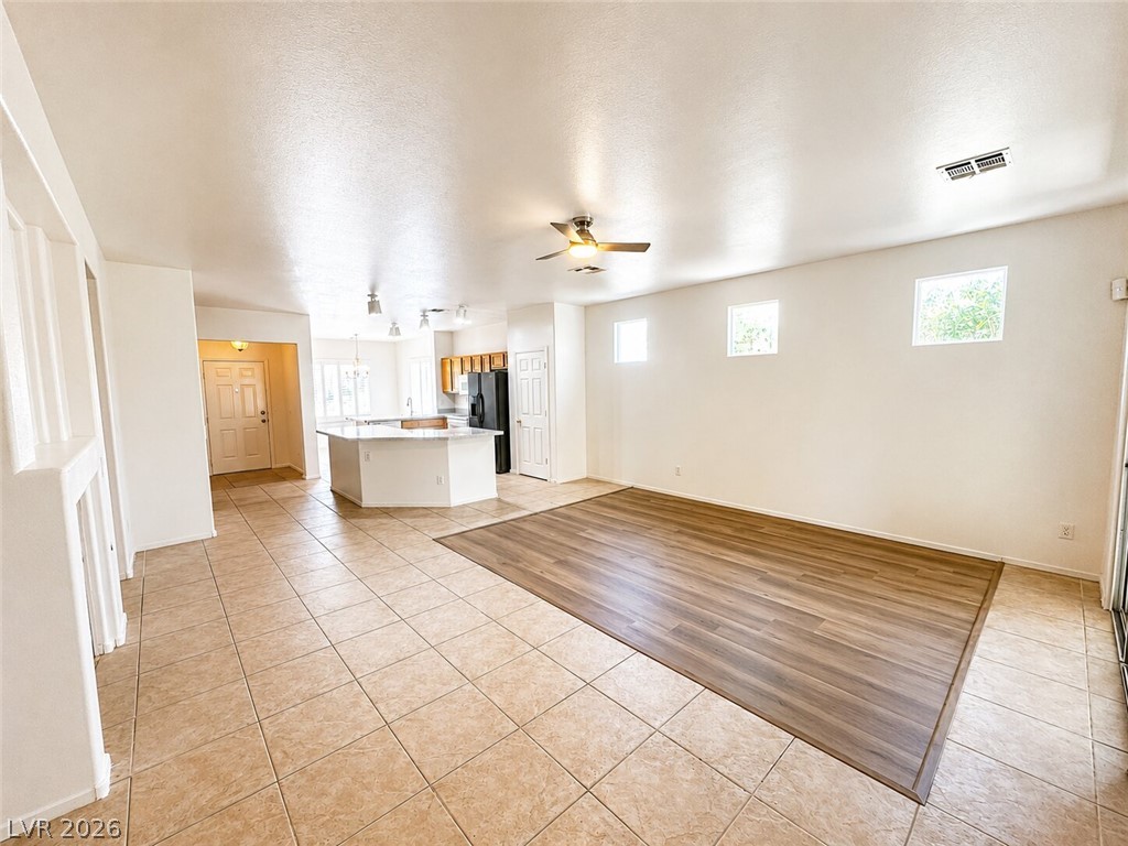10912 Golden Birch Place Property Photo 4