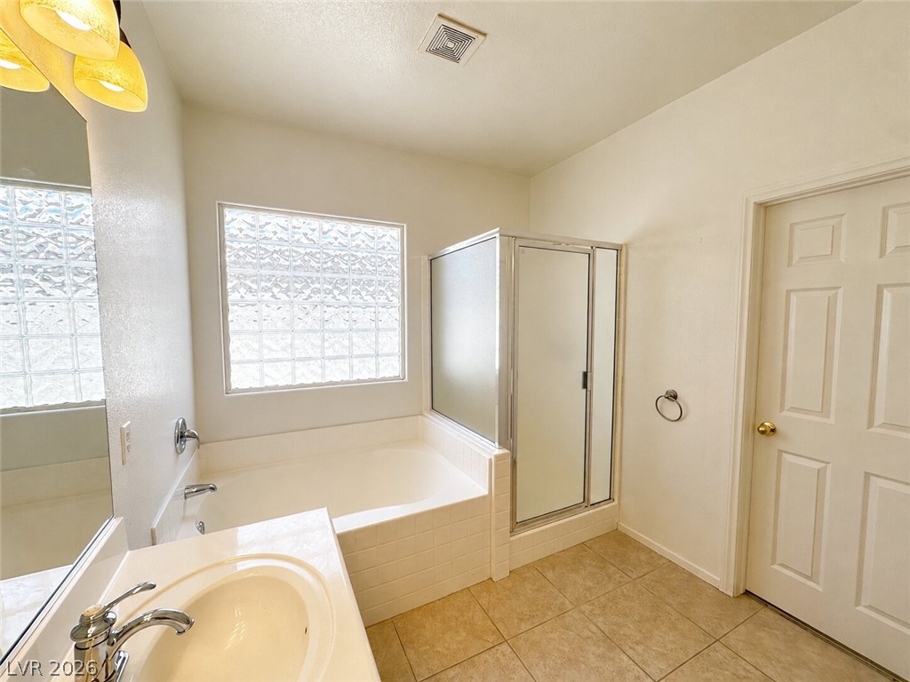 10912 Golden Birch Place Property Photo 9
