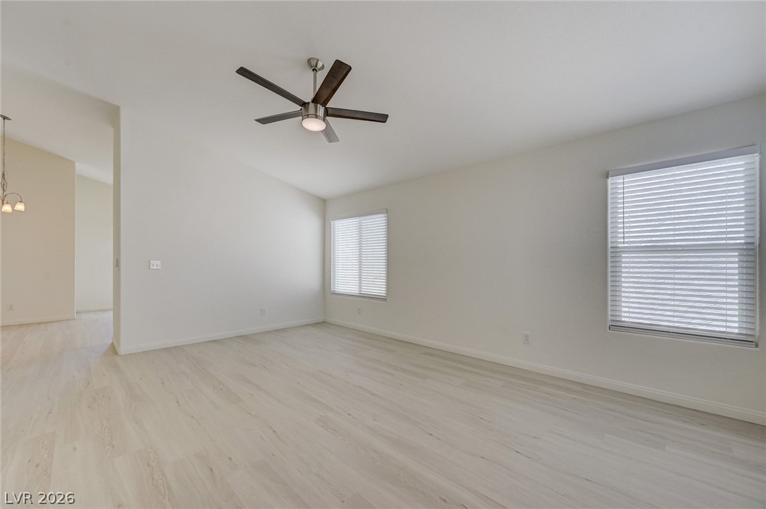 7313 Silver Ridge Drive Property Photo 5