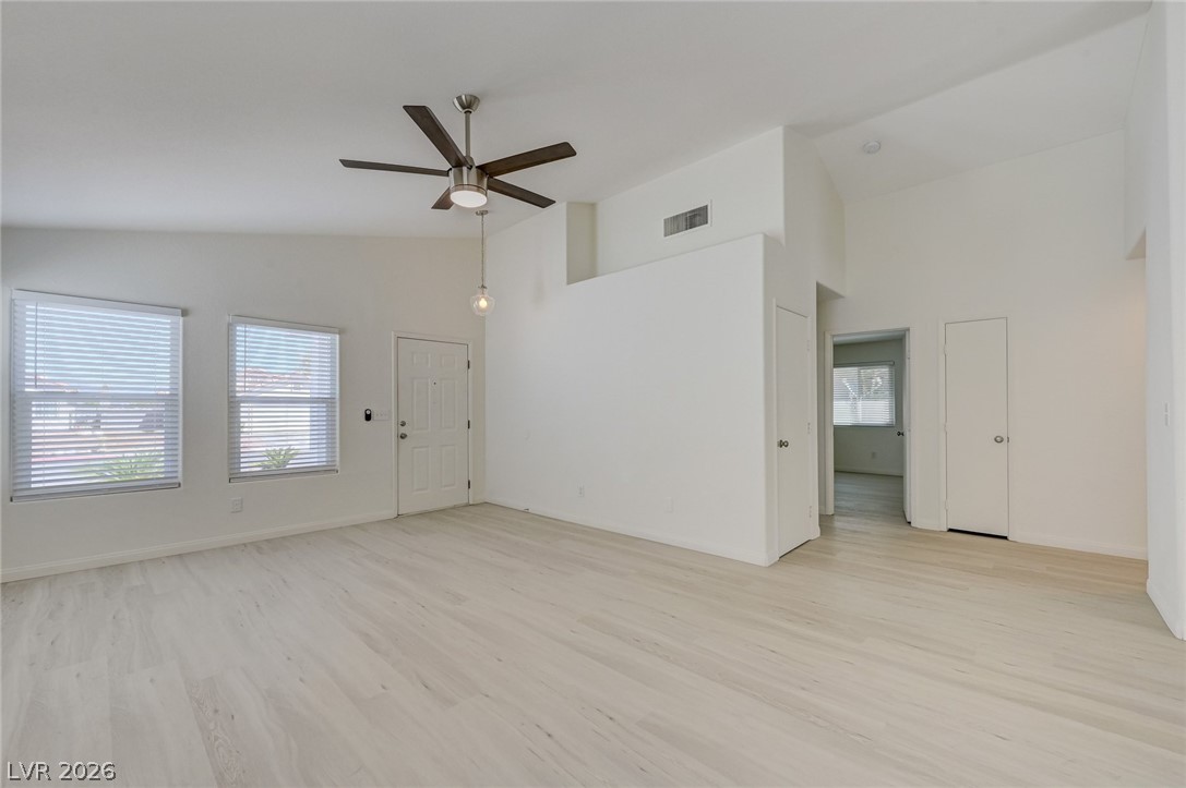 7313 Silver Ridge Drive Property Photo 7