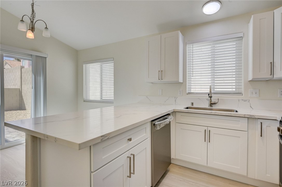7313 Silver Ridge Drive Property Photo 17