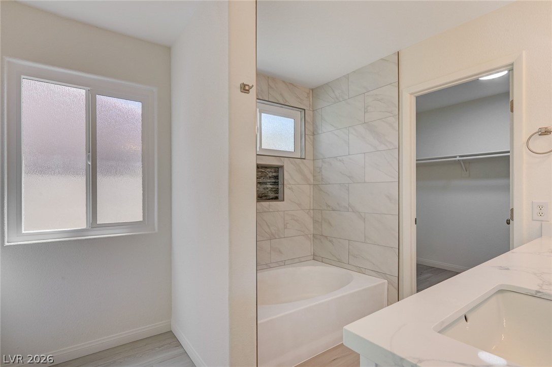 7313 Silver Ridge Drive Property Photo 21