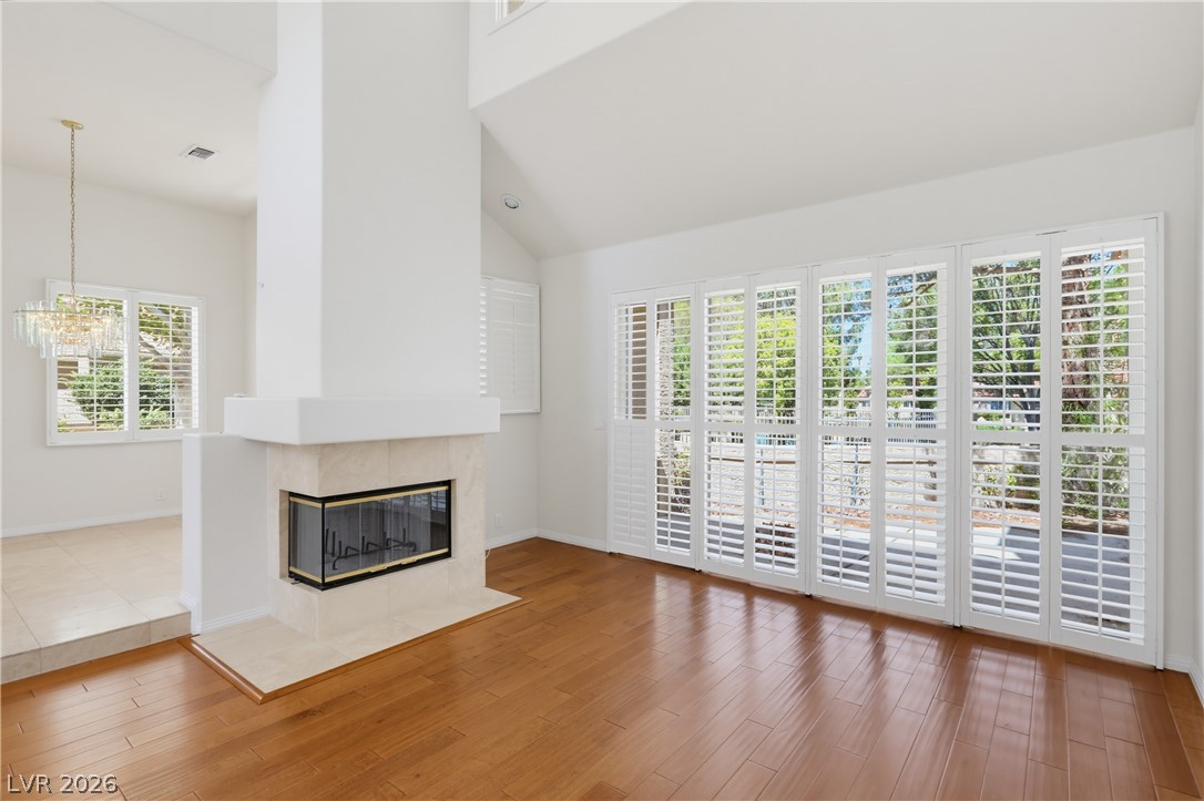 8166 Round Hills Circle Property Photo 4