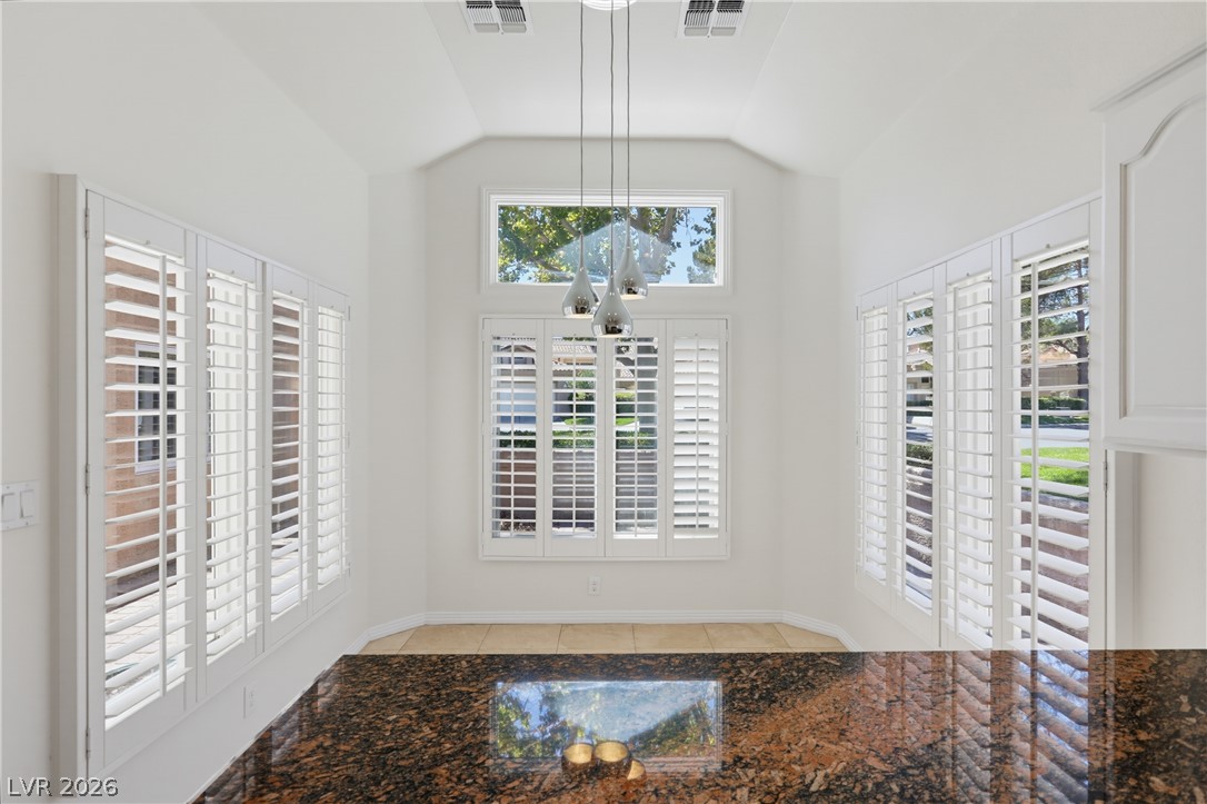 8166 Round Hills Circle Property Photo 14